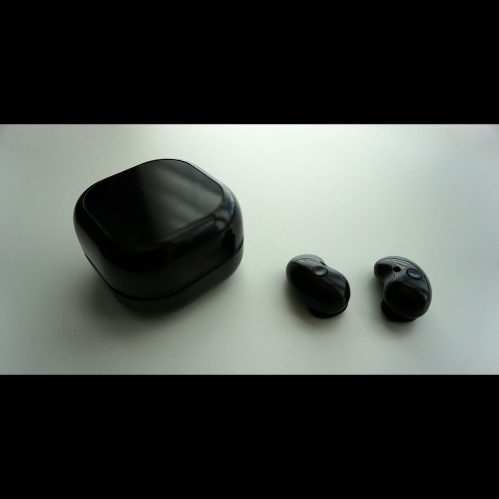 Wireless headphones